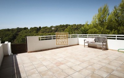 Precioso apartamento reformado integralmente con amplias terrazas.